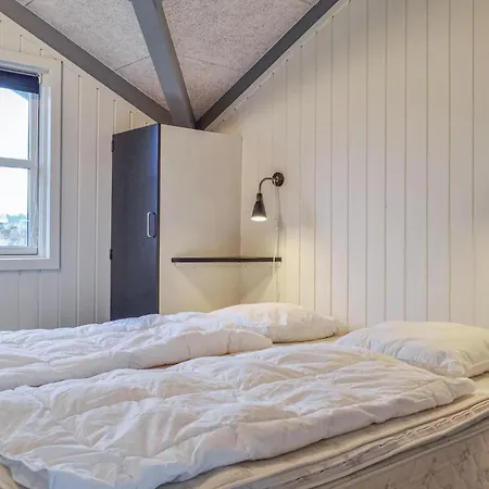 Nice Home In Hvide Sande With Sauna * Bjerregård