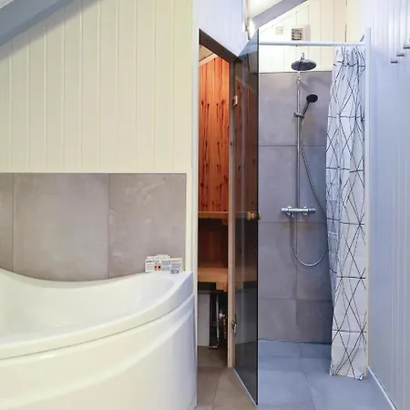 Three-bedroom In Hvide Sande Semesterbostad