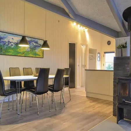 Nice Home In Hvide Sande With Sauna Semesterbostad Bjerregård