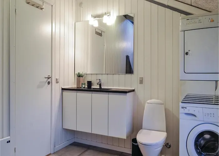 Three-bedroom In Hvide Sande Дом отдыха *